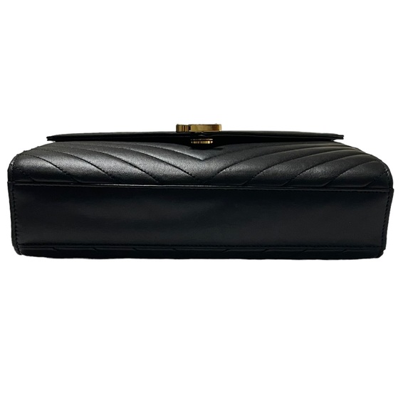 YSL Monogram Matelassé Envelope Chain Bag, Medium.  - Picture 7 of 11